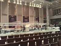 Un hall d'immeuble où il a fallu jouer