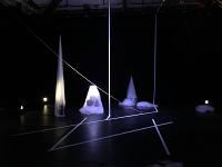 La scénographie simple et funky
